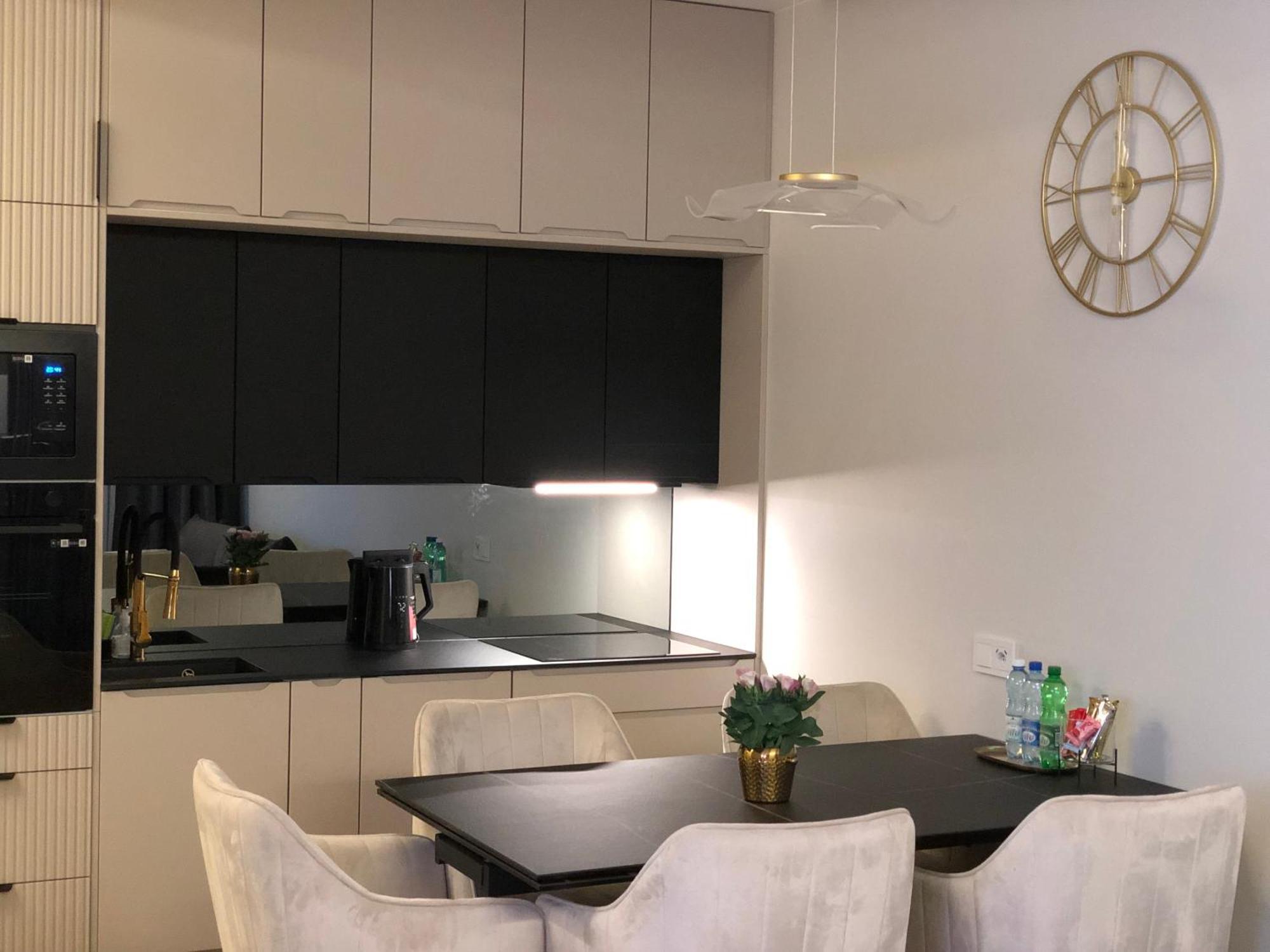 Komfortowe Apartamenty Kielce Klonowa ,Ogrodek, Garaz Podziemny, Samodzielne Wejscie Na Kod 24H Ngoại thất bức ảnh
