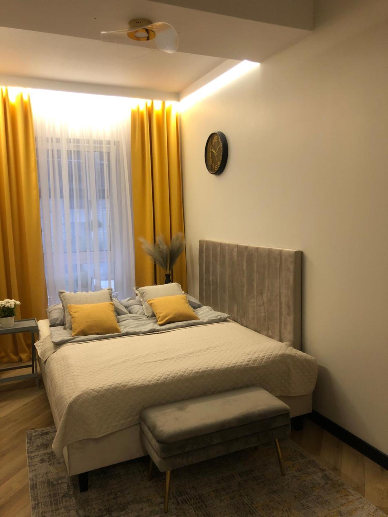 Komfortowe Apartamenty Kielce Klonowa ,Ogrodek, Garaz Podziemny, Samodzielne Wejscie Na Kod 24H Ngoại thất bức ảnh