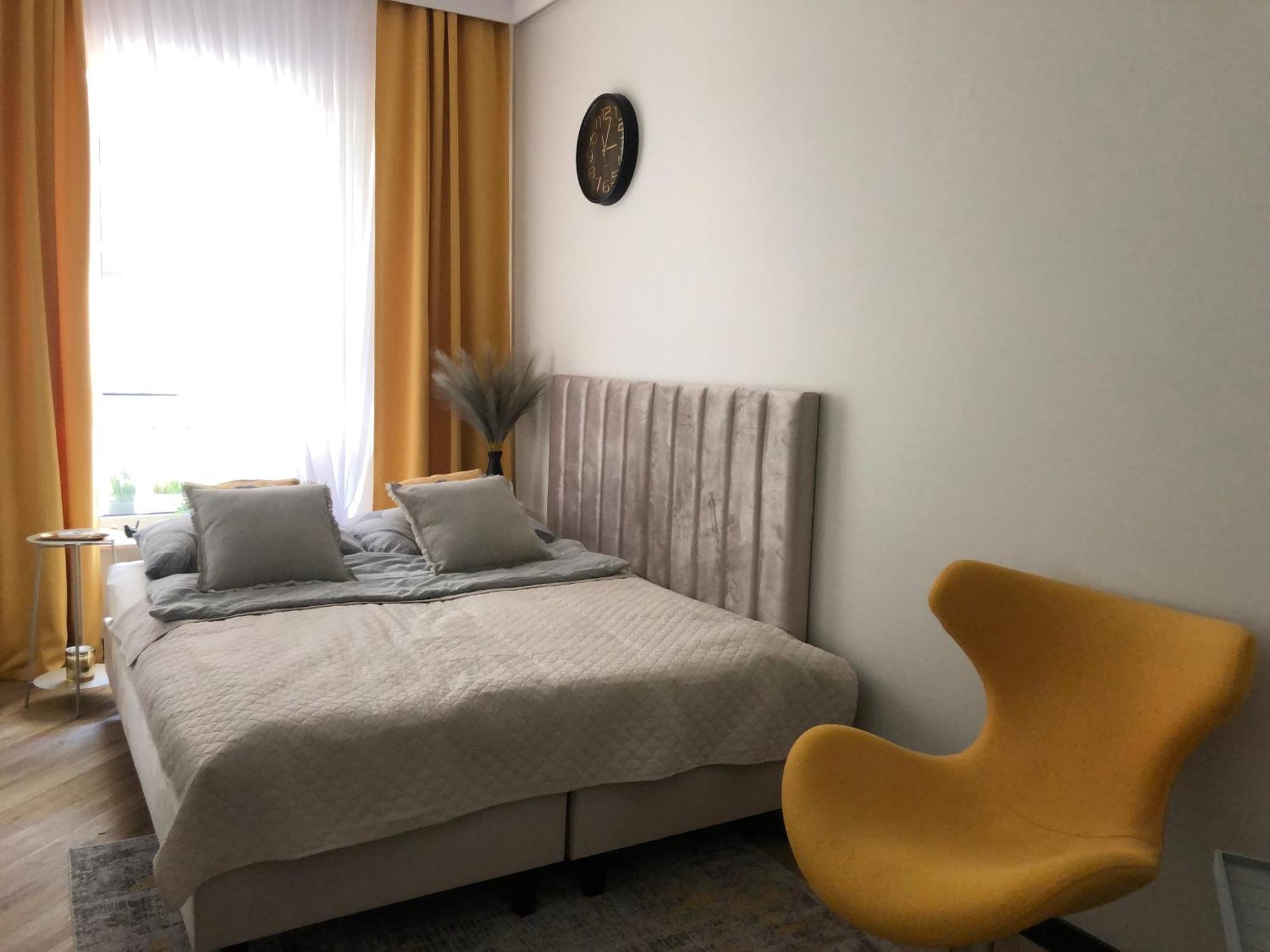 Komfortowe Apartamenty Kielce Klonowa ,Ogrodek, Garaz Podziemny, Samodzielne Wejscie Na Kod 24H Ngoại thất bức ảnh